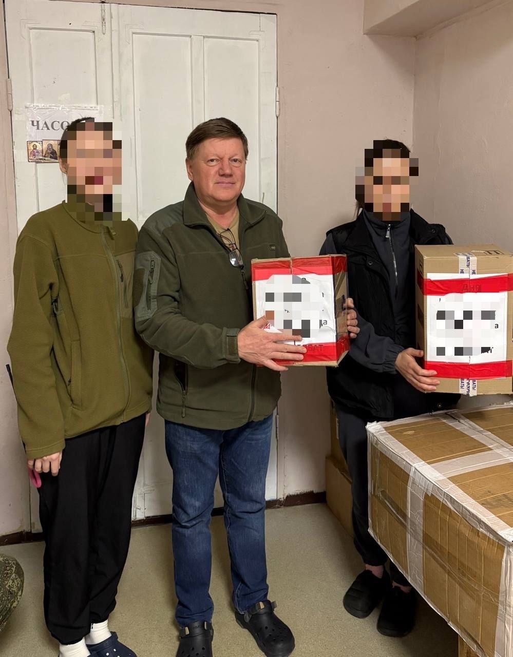 Туймазыла табиптар туғыҙыесы автомобилде МХО яугирҙарына тапшырҙы