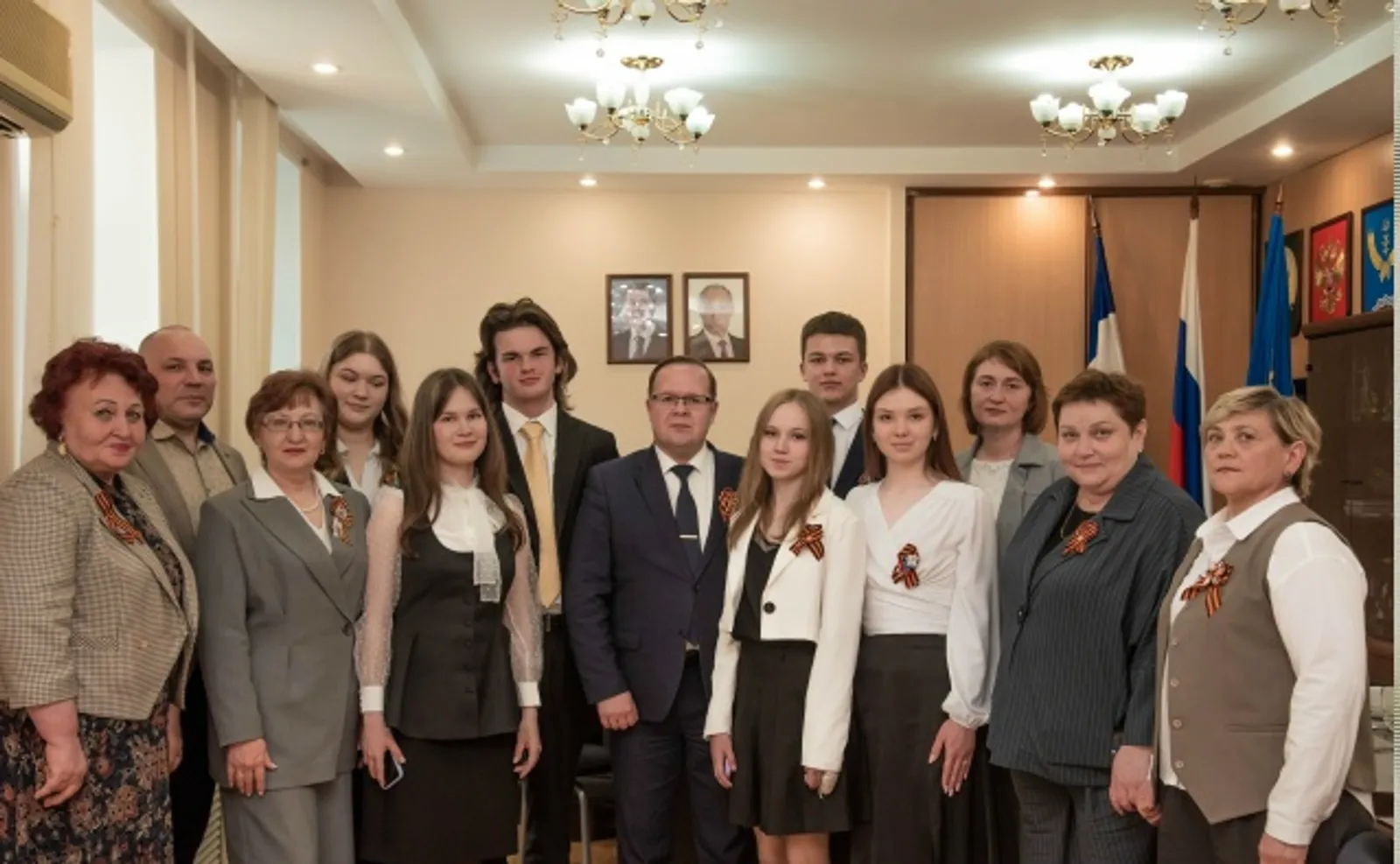 Туймазы районы хакимиәте башлығы уҡыусылар менән осрашты