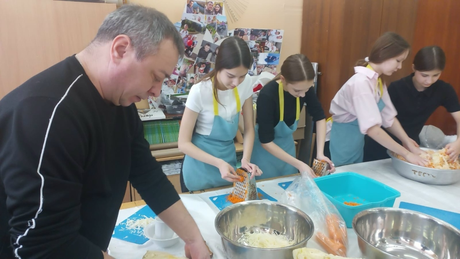 Туймазынан уҡыусылар МХО яугирҙары өсөн кәбеҫтә тоҙланы