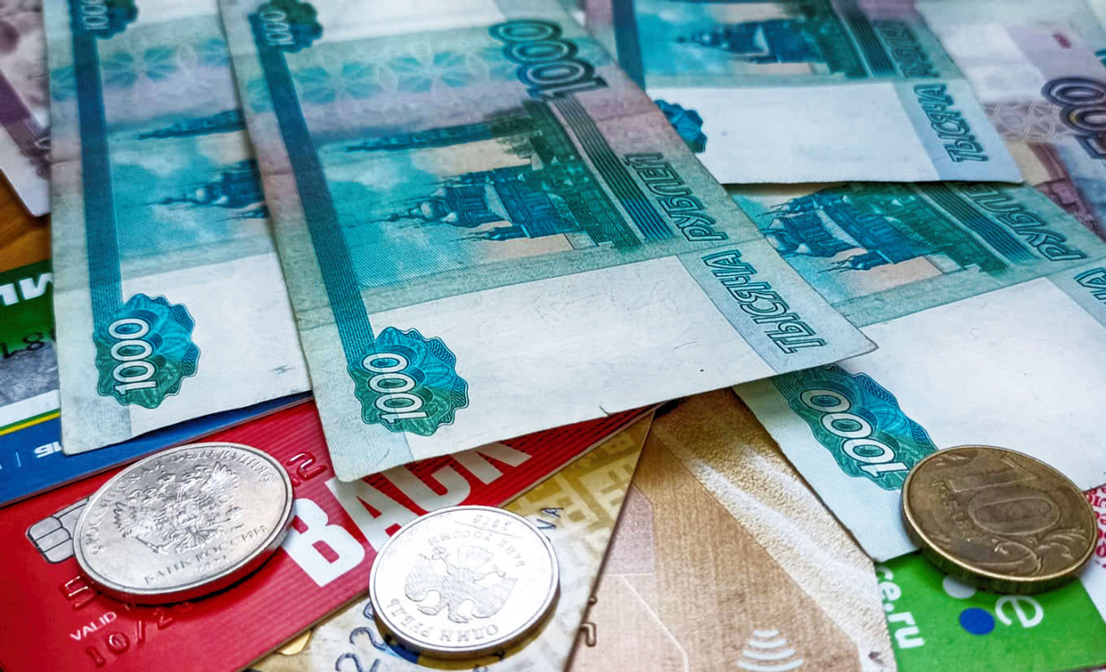 В Башкирии пенсионерка перешла по опасной ссылке и потеряла 230 тысяч рублей