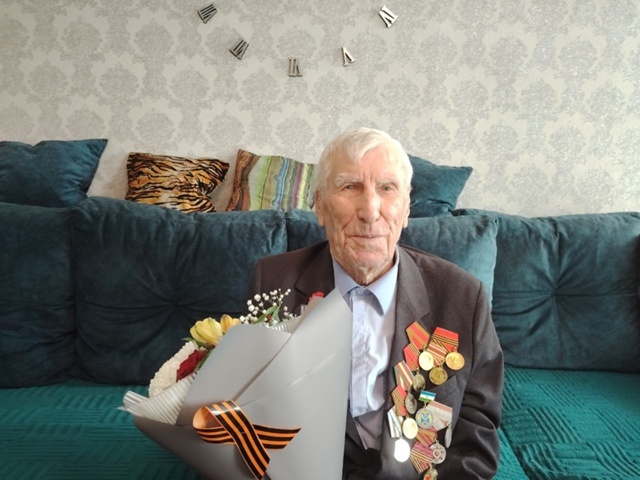 Бөйөк Ватан һуғышы ветераны Леонид Николаевич вдовин вафат булды