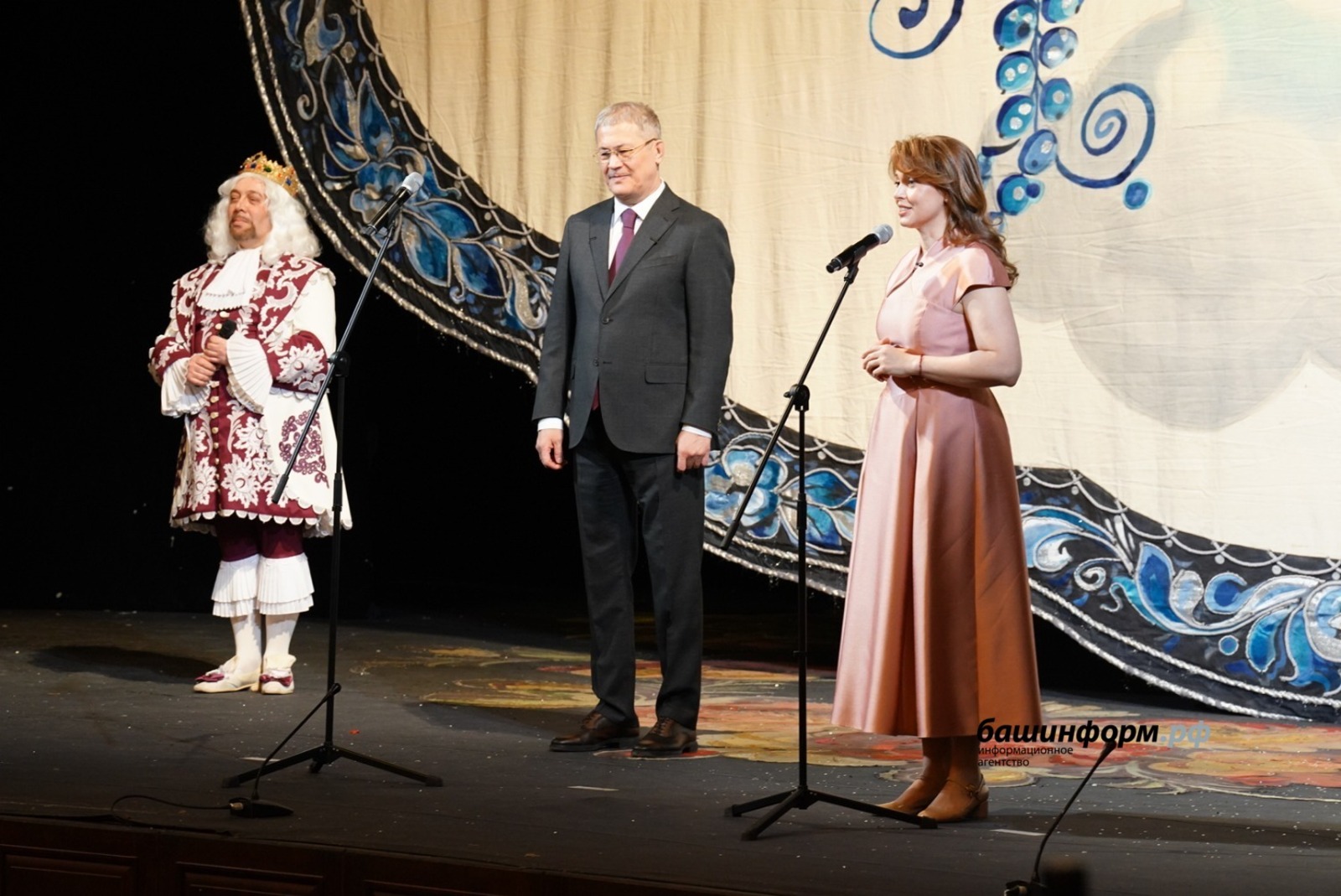 В преддверии праздника весны в Уфе прошел «Бал маленьких принцесс»