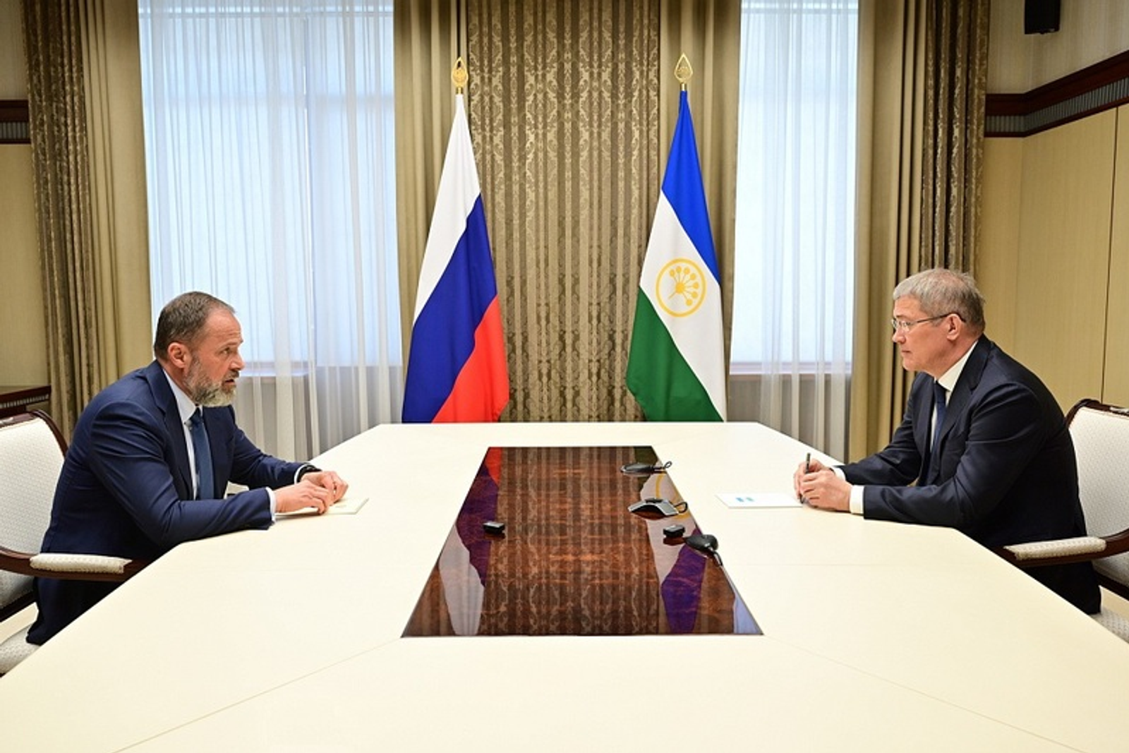 Глава Башкирии встретился с полномочным представителем президента России в ПФО