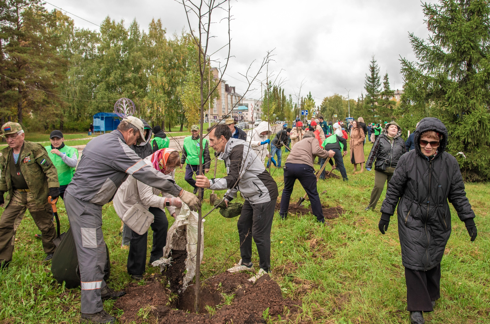 Башкортстан башлыгы 21 гасыр шәһәр-бакчалары төзү бурычын йөкләткән