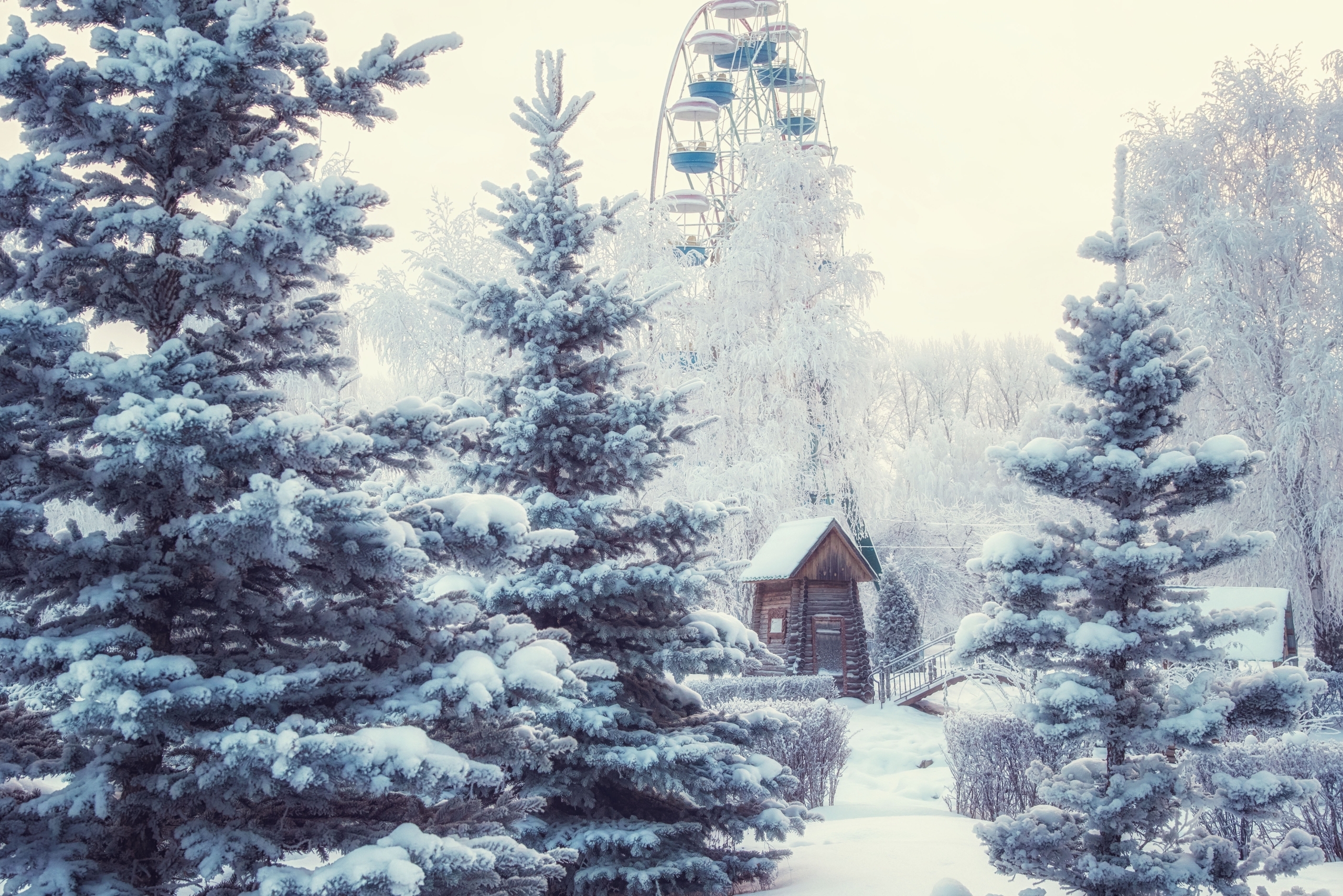 Әгәр шкафҡа йөн ойоҡбаш һәм шәлдәрегеҙҙе алып өлгөрһәгеҙ, кире сығарығыҙ